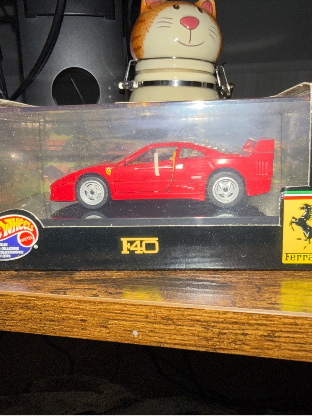 Ferrari Red F40 Die-Cast Model Car